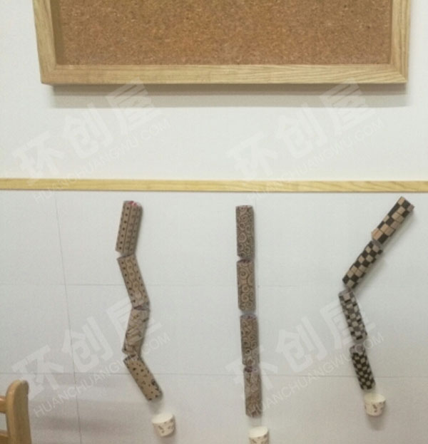 幼儿园益智区墙面各种趣味教玩具图片