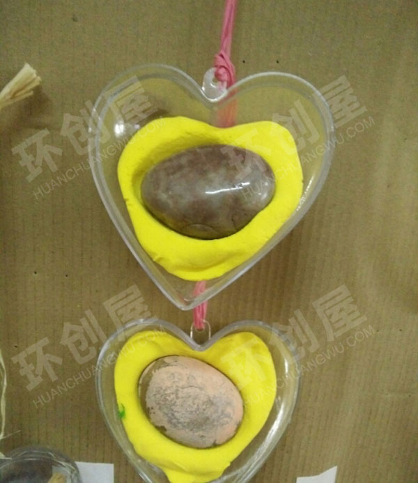 幼儿园原木色多彩的秋天主题墙图片