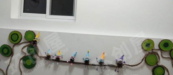 幼儿园走廊楼梯棉麻线绳森林风墙面图片