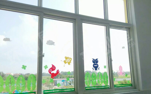幼儿园窗户装饰动物森林图片