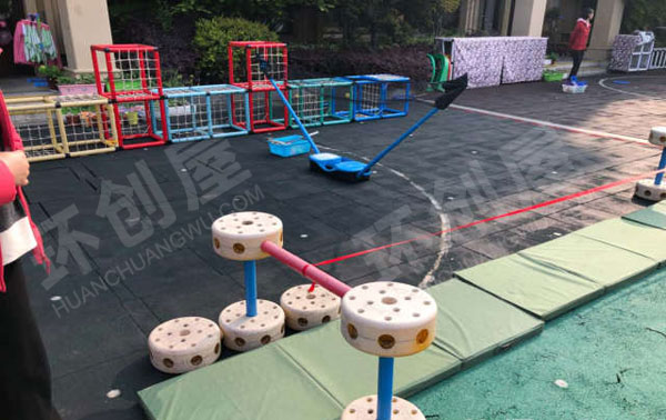 幼儿园户外环创晨练各种运动器材图片