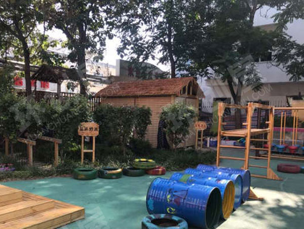 幼儿园户外各种游戏运动器材图片