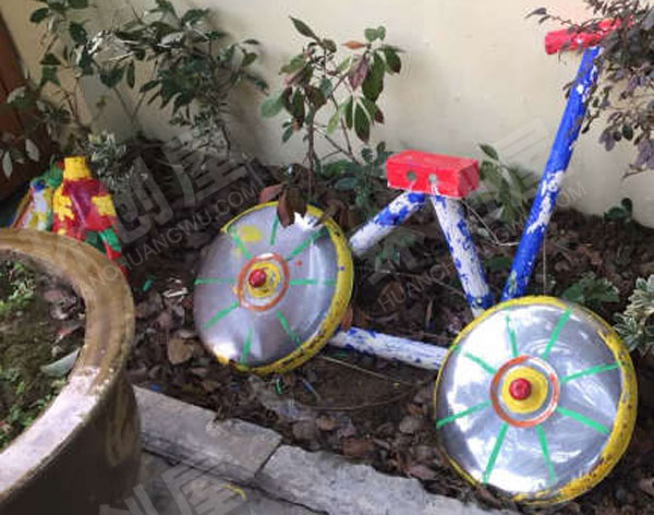 幼儿园户外各种游戏与美术作品图片