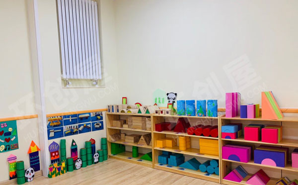 幼儿园建构区熊猫主题搭建材料图片