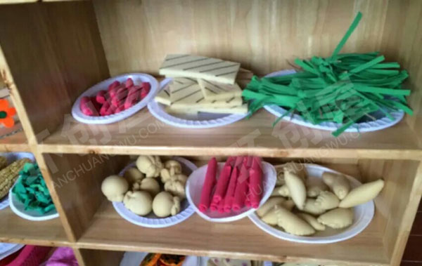 幼儿园角色游戏快乐美食屋图片