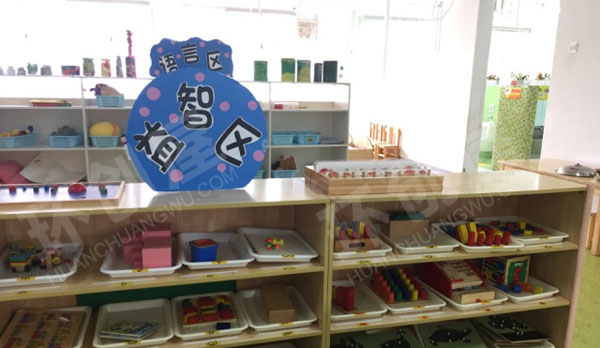 幼儿园益智区各种材料教具图片