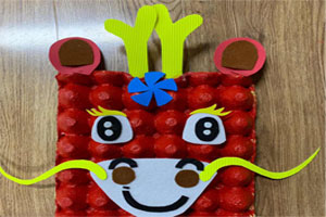幼儿园十二生肖百变蛋托墙面布置图片11张