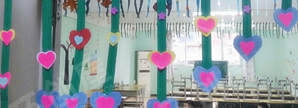 幼儿园瓦楞纸门帘挂饰图片