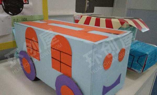 幼儿园不同材料做的小汽车作品展示图片