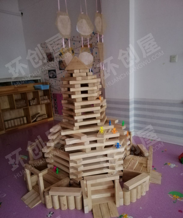 幼儿园建构区各种各样的房子图片