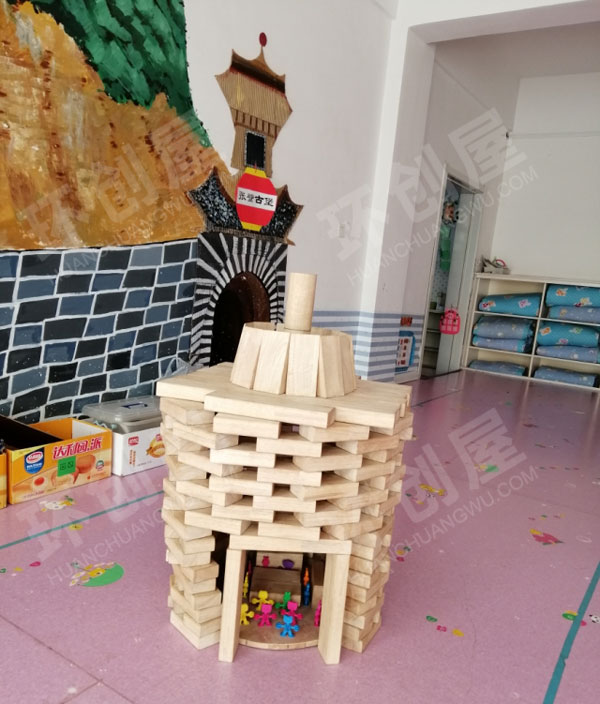 幼儿园建构区各种各样的房子图片