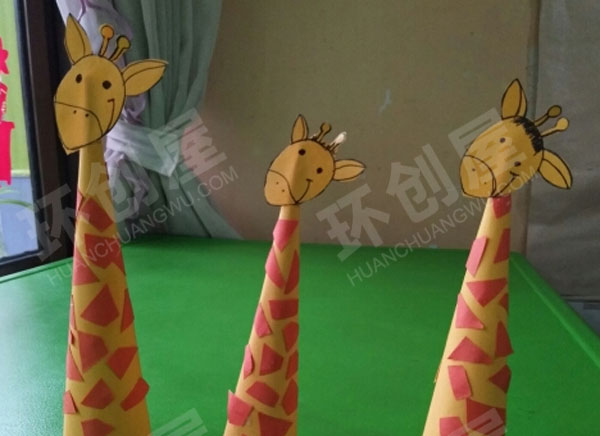 幼儿园美工区立体手工可爱的小鹿图片