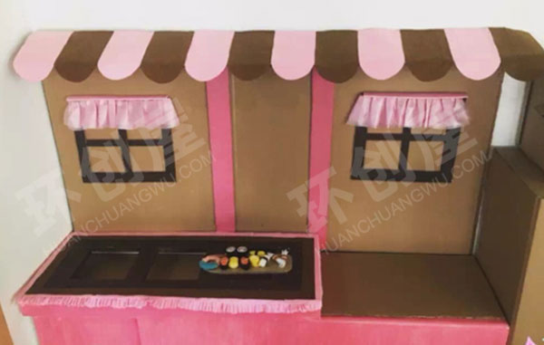 幼儿园角色游戏纸箱制作温馨小厨房图片