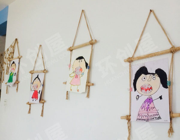 幼儿园创意绘画室作品墙面展示图片