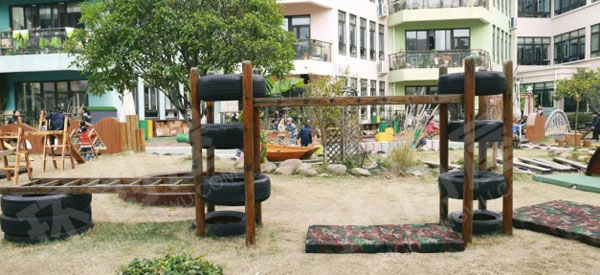 幼儿园户外大型木制活动场所图片
