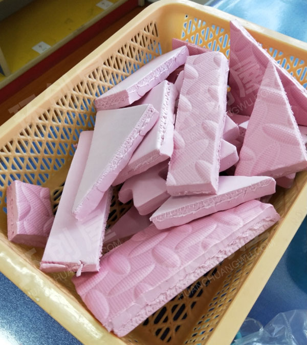 幼儿园建构区泡沫垫搭建图片
