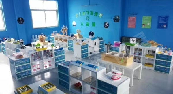 幼儿园科学发现室各种科学研究学具图片