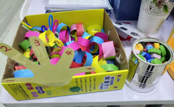 幼儿园益智区自制数学教玩具图片