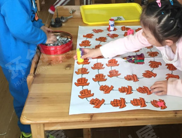 幼儿园益智区单双数棋图片