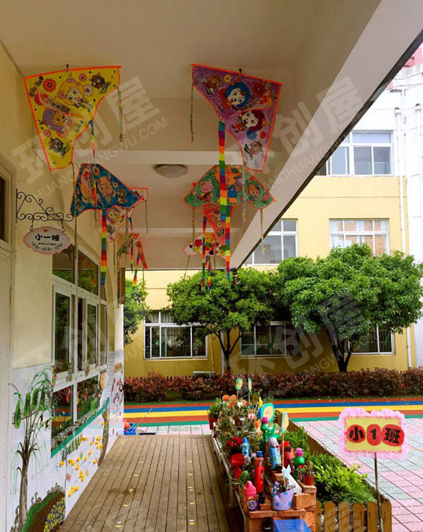 幼儿园走廊创意自然角废物利用图片