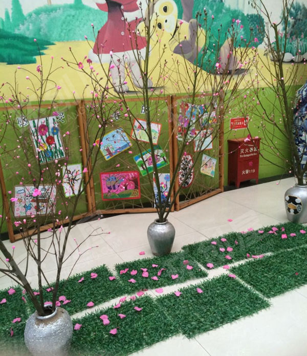 幼儿园户外展观春天的花手工制作图片