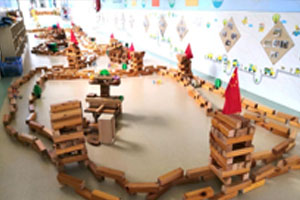 幼儿园户外建构万里长城图片13张