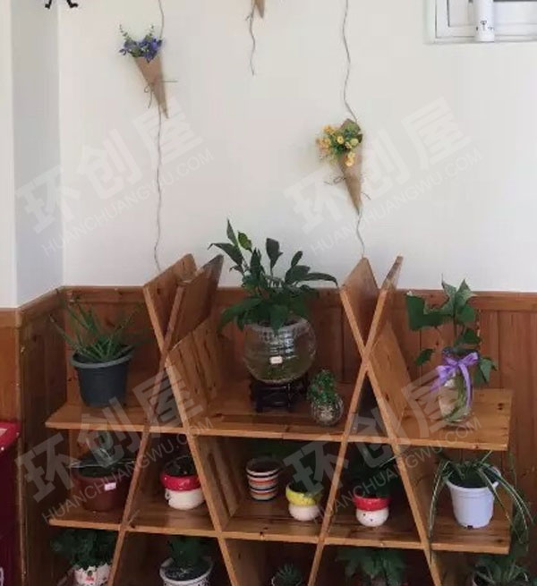 幼儿园走廊墙面绿植创意装饰图片