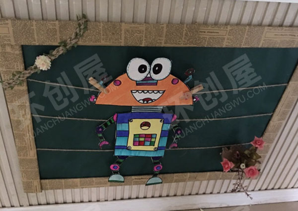 幼儿园原木风树枝木片走廊作品展示图片