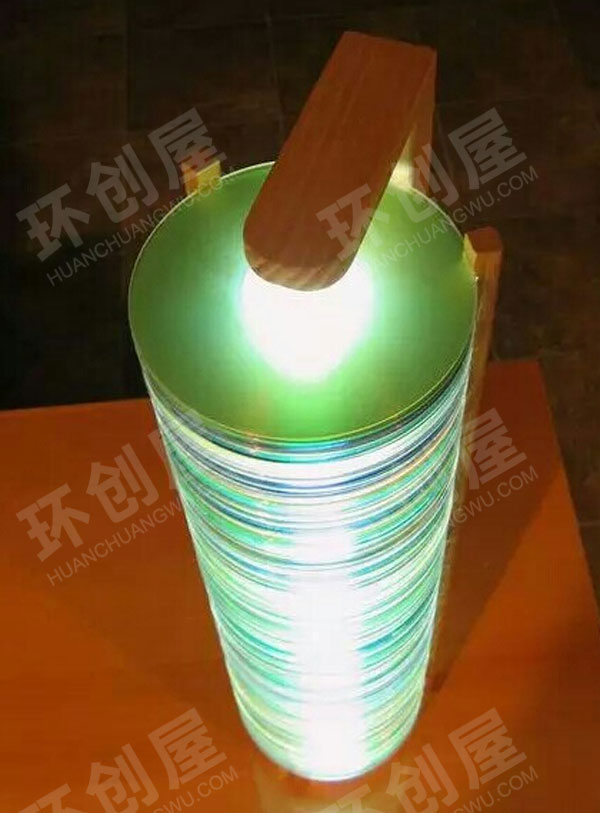 幼儿园废旧光盘再利用作品展示图片
