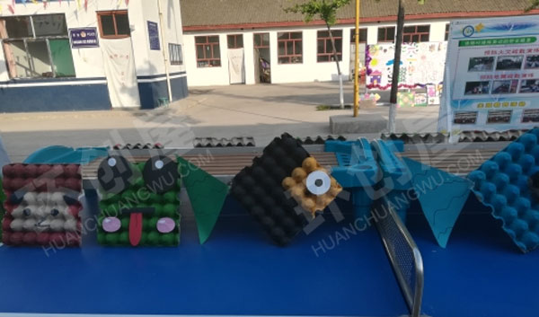 幼儿园户外自制玩具和作品展示图片