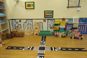 幼儿园建构区停车场布置图片