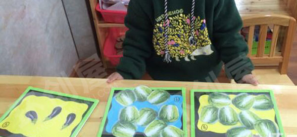 幼儿园益智区废物利用自制拼拼乐教玩具图片