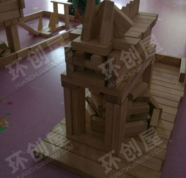 幼儿园建构区恐龙乐园搭建恐龙图片