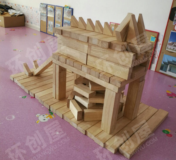 幼儿园建构区恐龙乐园搭建恐龙图片