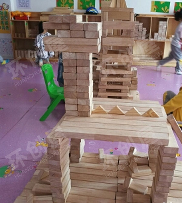 幼儿园建构区恐龙乐园搭建恐龙图片