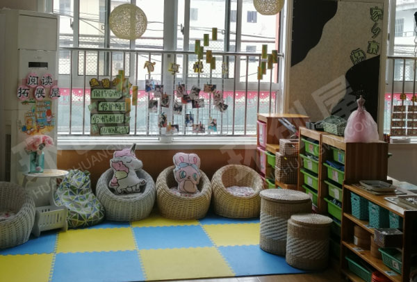 幼儿园阅读拓展屋图片