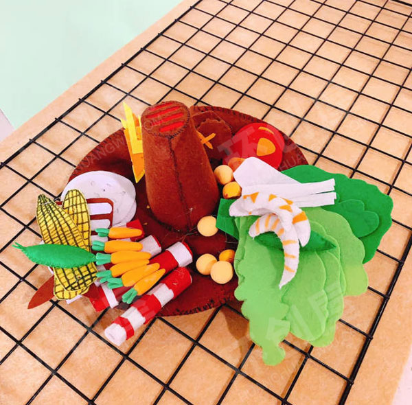 幼儿园角色游戏粘土蔬菜水果切片不织布火锅图片