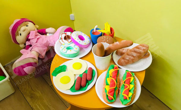 幼儿园角色游戏森林总动员小餐厅图片