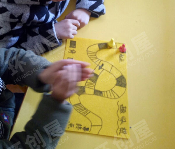 幼儿园自制区角益智玩具图片