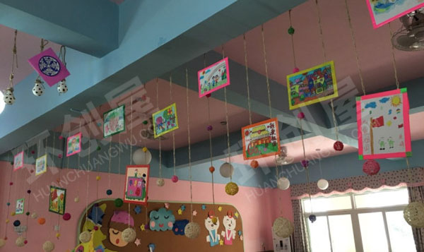 幼儿园教室各种好看手工作品吊饰图片