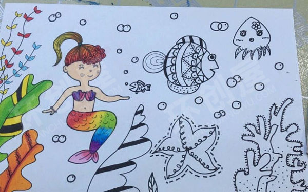 幼儿园儿童画线描画作品展示图片