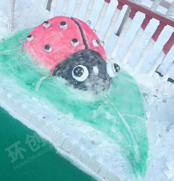 幼儿园户外操场游乐区雪雕大赛图片