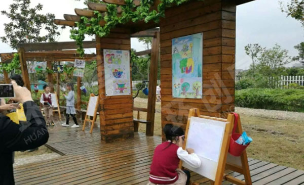 幼儿园户外环创建筑图片
