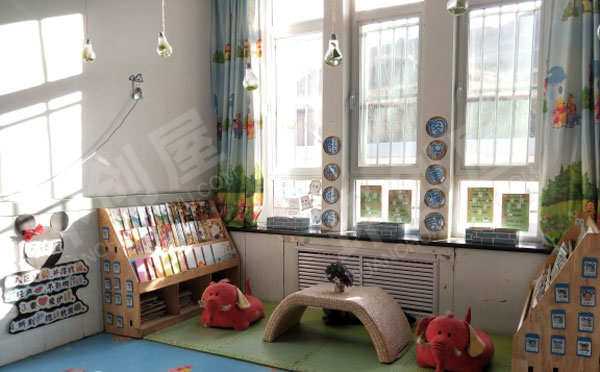 幼儿园图书区装饰摆设图片