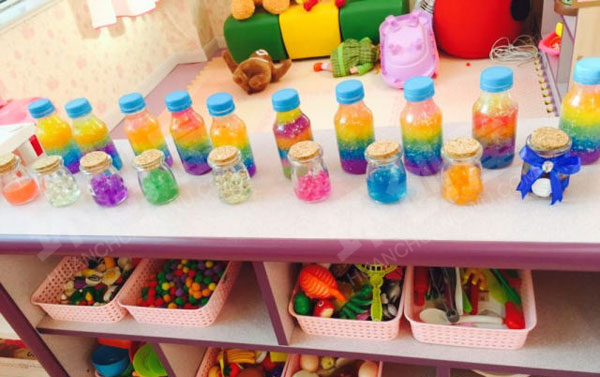 幼儿园角色游戏温馨的美味厨房图片