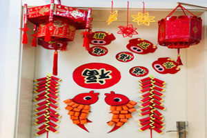 幼儿园新年门窗中国红环创图片