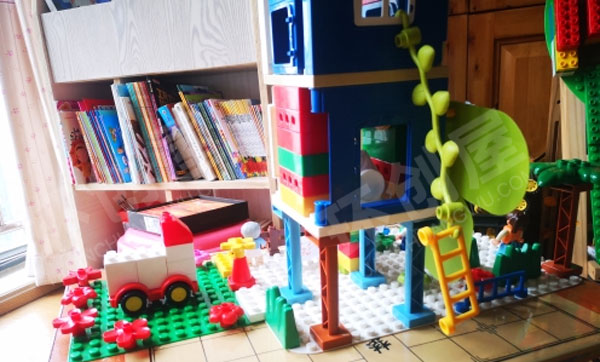 幼儿园建构区积木搭建医院图片