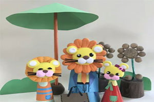 幼儿园美工区粘土狮子一家亲图片8张