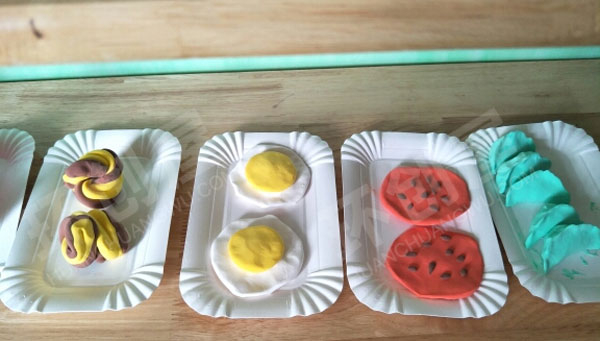 幼儿园角色区粘土面包花样多图片