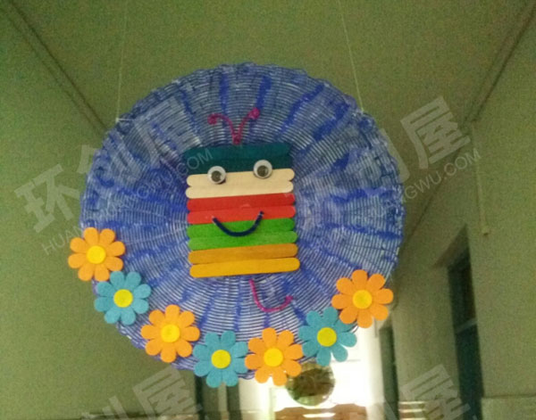 幼儿园走廊卡通冰棍拼搭动物挂饰图片